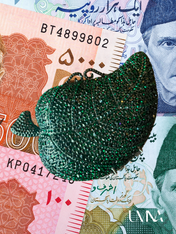 Paan Royale Clutch
