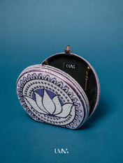 The Fifth Petal Clutch