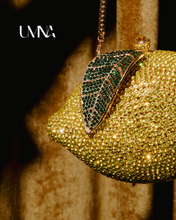 When Life Gave Her Lemons Clutch